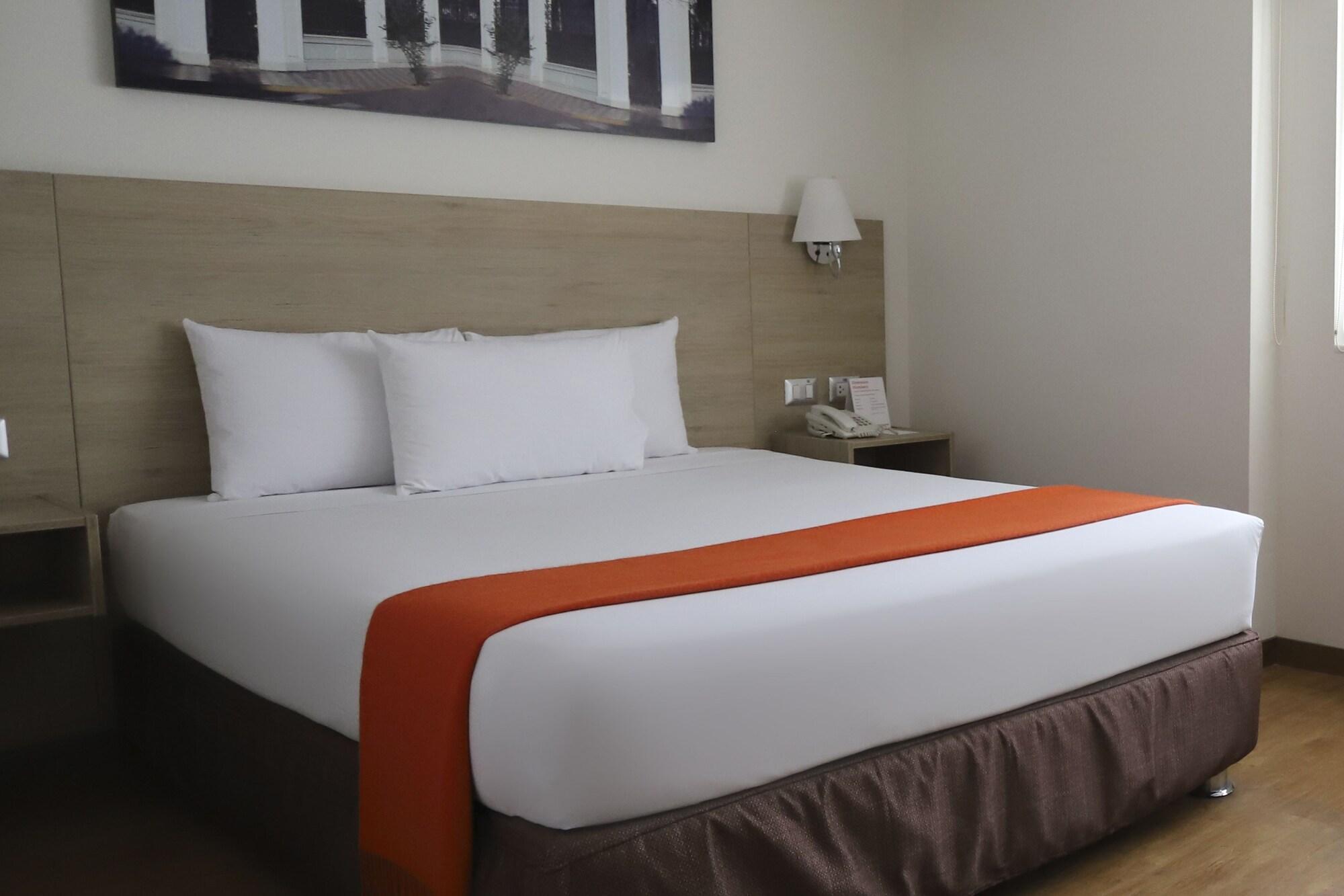 Casa Andina Standard Miraflores San Antonio Лима Екстериор снимка