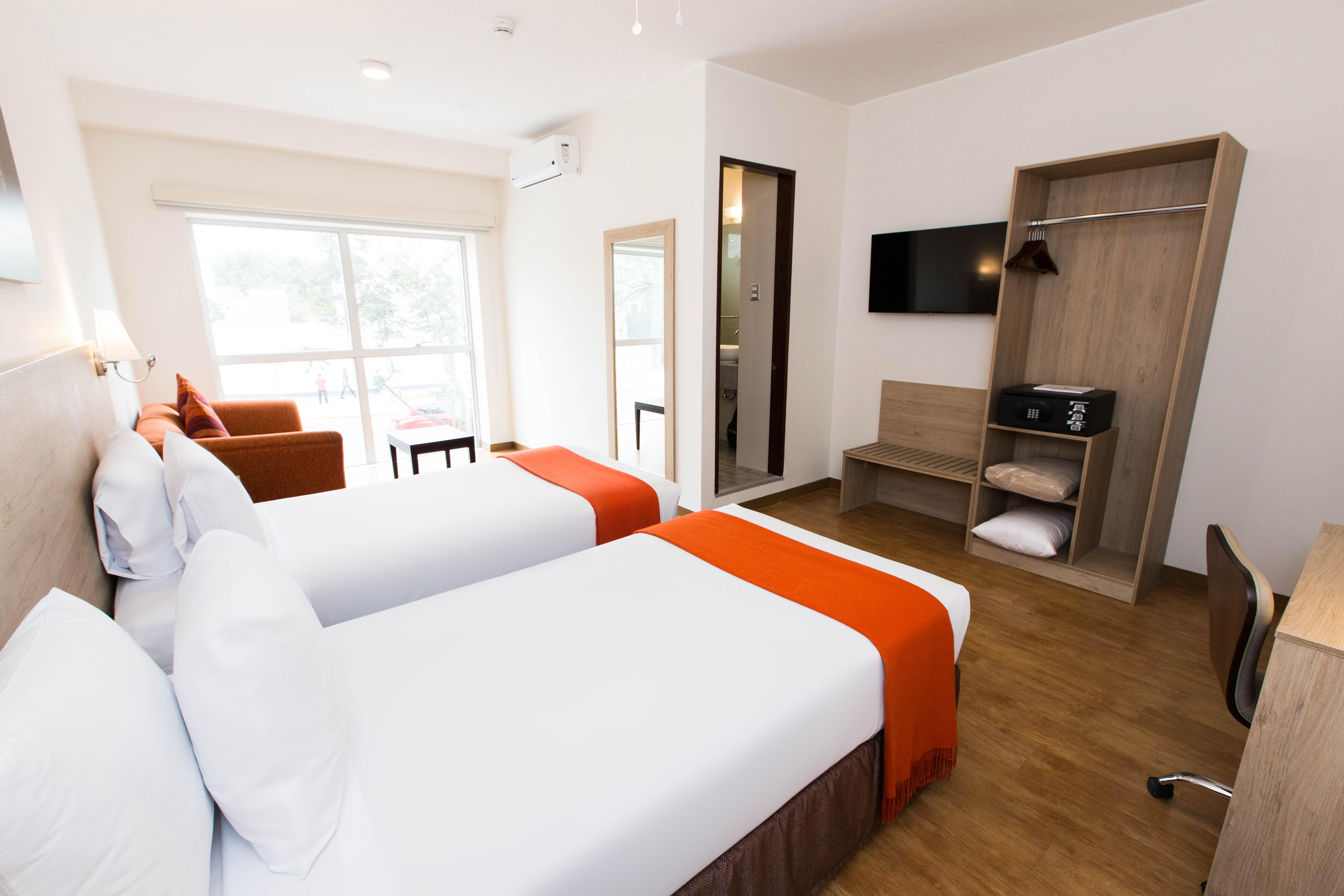 Casa Andina Standard Miraflores San Antonio Лима Екстериор снимка