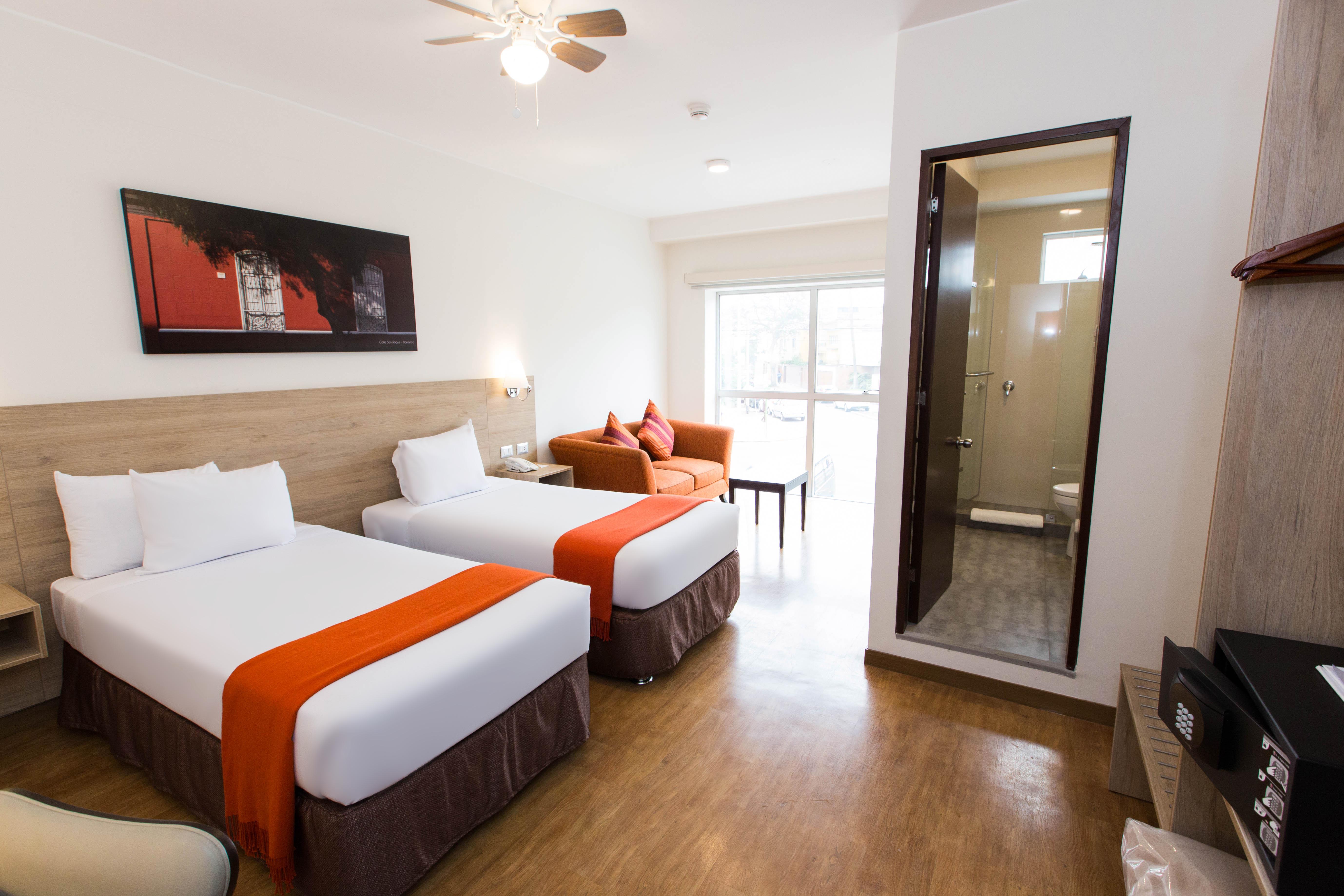 Casa Andina Standard Miraflores San Antonio Лима Екстериор снимка