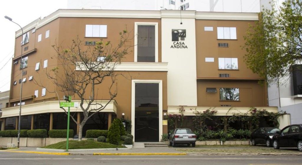 Casa Andina Standard Miraflores San Antonio Лима Екстериор снимка